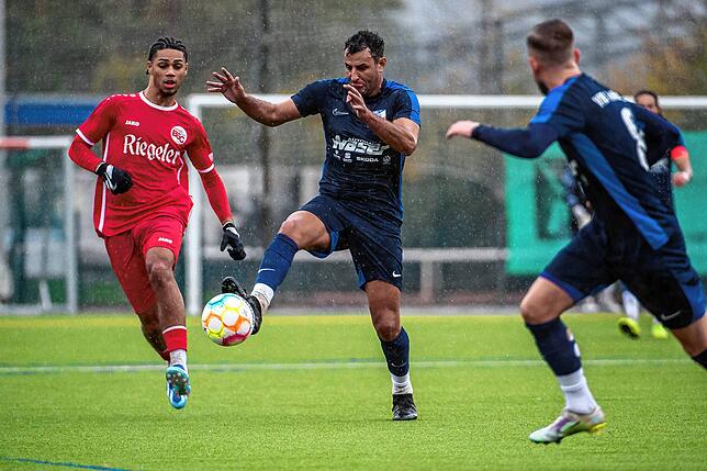 Bild 26: VfB Waldshut und Bahlinger SC U23 trennen sich 1:1 &ndash; und wir haben die Bilder!