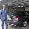 VS-OB Jürgen Roth hat seinen Mercedes aus Tuningen übernommen.