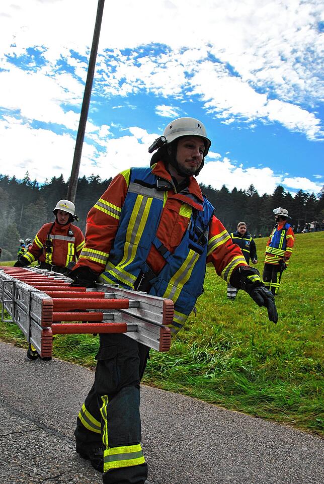 Bild 15: Gelungene und herausfordernde Probe der Feuerwehr Herrischried