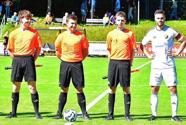 Bild 4: SV 08 Laufenburg besiegt den VfR Hausen mit 4:0 – und wir haben Fotos!