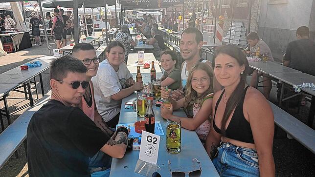 Bild 25: So schön wird beim Dorffest in Dangstetten gefeiert