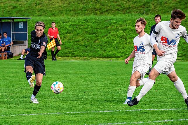 Bild 6: FC Erzingen verliert gegen den SV Weil mit 0:4 &ndash; und wir haben Bilder!