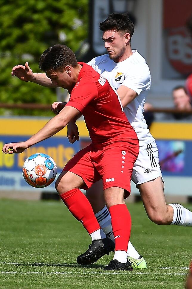 Bild 14: SV 08 Laufenburg unterliegt mit 1:3 bei der Reserve des Bahlinger SC &ndash; und wir haben Bilder!