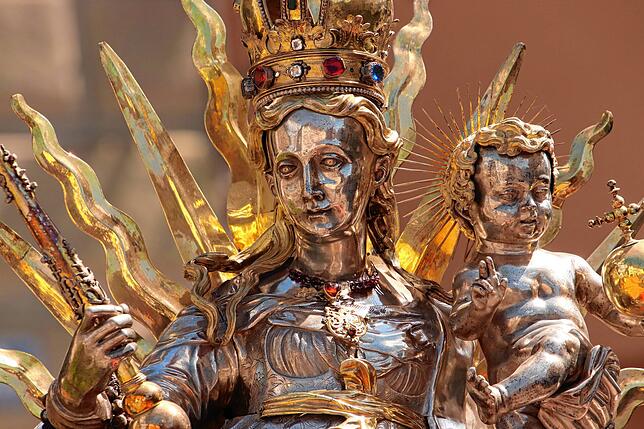 Die Schwedenmadonna wurde im 17. Jahrhundert von der Freien Reichsstadt Überlingen in Auftrag gegeben.