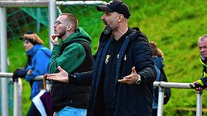 Aus nach 22 Spielen: Branimir Sarenac (47), der erst vor der Saison gekommen war, ist nicht mehr Trainer des Bezirksligisten SV ...