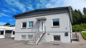 Für dieses Gebäude in der Straße am Hermannsberg genehmigte der Stockacher Planungsausschuss eine Umnutzung als Cannabis-Plantage. ...