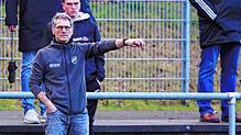 Joachim Ruddies, Trainer des SV Denkingen, und seine Mannschaft lieferten sich mit dem Hegauer FV eine abwechslungsreiche Partie, die ...