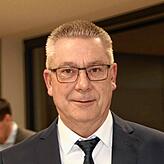 Es kann besonders Älteren nicht zugemutet werden, nach Villingen zu fahren, um Grundbuchangelegenheiten zu erledigen.“Dieter ...