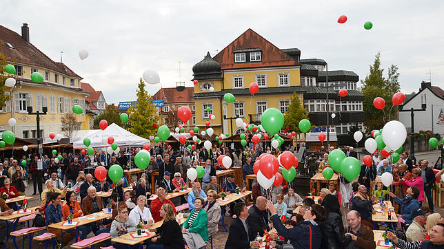 25 Jahre Städtepartnerschaft zwischen Donaueschingen und Vác wird auch beim Herbstfest gebührend gefeiert. Zur Eröffnung des ungarischen ...