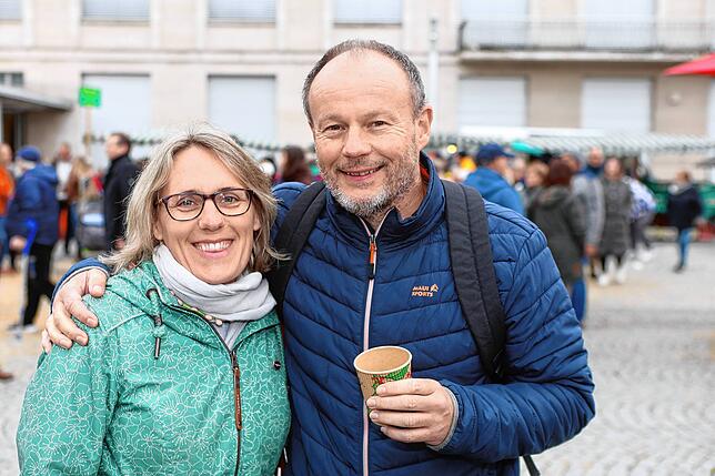 Bild 20: Trubel auf dem Rathausplatz