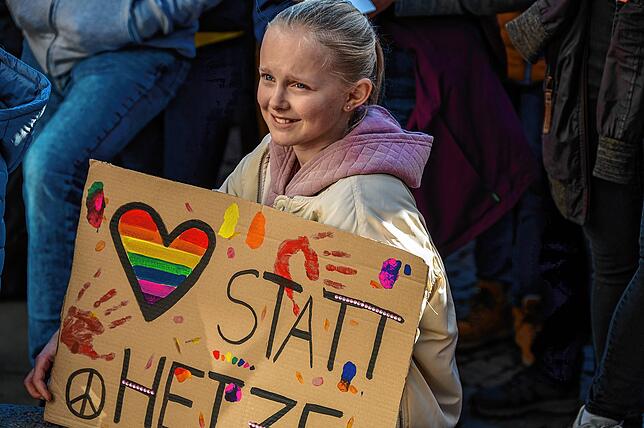 Bild 18: Bilder von der Kundgebung für Demokratie und Toleranz in Friedrichshafen
