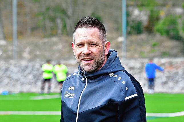 Urs Keser (45) kam 2017 als Trainer zur Spvgg. Brennet-Öflingen und übernahm nach Bildung der Spielgemeinschaft mit dem FC Wehr das neu ...