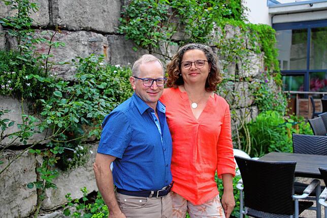 Bestens vorbereitet sind Manfred Vogelbacher und seine Partnerin Andrea Fischer, um im „Wilden Mann“ in Eggingen wieder ...