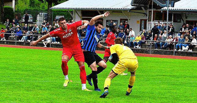Bild 2: SG FC Wehr-Brennet besiegt die U23 des FV Lörrach-Brombach &ndash; und hier gibt&lsquo;s Bilder!