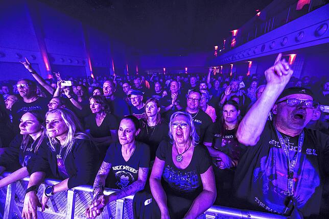 Bild 20: Axxis und Axel Rudi Pell Konzert - Die besten Bilder