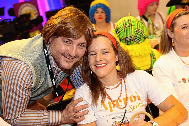 Bild 16: Narren und Mäschgerle strömen ins Konzil &ndash; Sie alle sind bei der SWR-Fernsehfasnacht dabei
