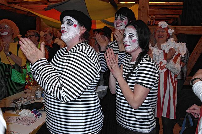 Bild 5: Frauenfasnet in Markdorf: „Was für ein Zirkus“ – Bilder vom närrischen Spektakel