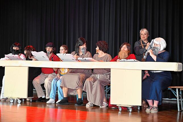 Bild 9: Die besten Bilder vom Bunte Abend des Narrenvereins Schwanenmühle in Unterlauchringen!