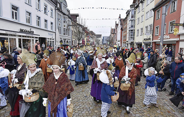 Bild 36: Bilder vom bunten Treiben am Fasnetsmontag in Villingen (2)