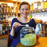 „Je länger wir warten, desto mehr Handlungsmöglichkeiten nehmen wir uns“, meint Susan Rößner, Plastikfrei-Aktivistin über ...