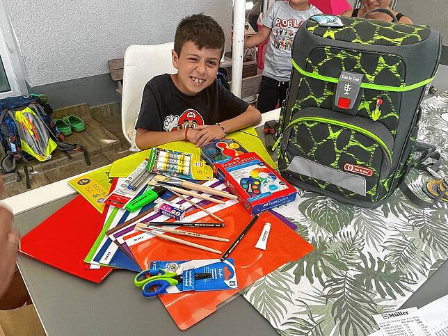 Enea Cammisa freut sich auf seine Einschulung am Mittwoch. Das teuerste war seine Schultasche mit Federmäppchen und Turnbeutel. Rund 300 ...