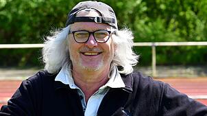 Frisör Tommy Buschle zweifelt an der Rechtmäßigkeit der Handwerkerwahl im Jahr 2024. Seinen Einspruch hat er nun begründet.