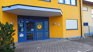 Das Kinderhaus Rosenegg in Rielasingen hat, wie viele andere Kitas, mit Personalnot zu kämpfen. Die Gemeinde reduziert zum März die ...