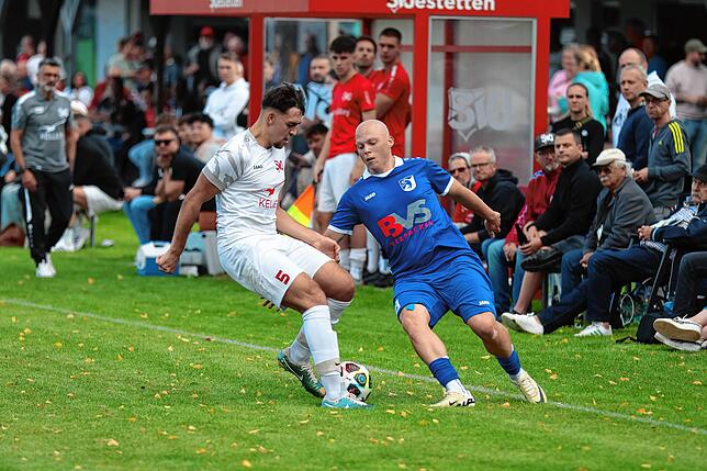 Bild 18: FC Erzingen gewinnt Derby beim SV Jestetten vor 400 Zuschauern mit 3:1 – und wir haben Fotos!