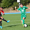 Tor: Aus vollem Lauf zieht der Rheinfelder Sascha Strazzeri (links) ab und erzielt die Führung für den FSV Rheinfelden. Am Ende half es ...