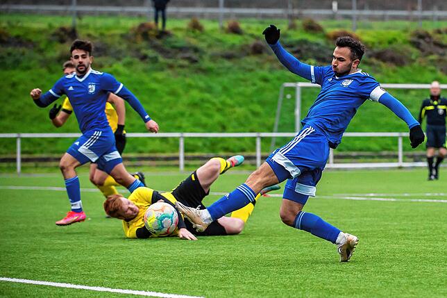 Bild 4: SV Blau-Weiß Murg bezwingt den VfR Horheim-Schwerzen mit 4:1 &ndash; und wir haben Bilder!