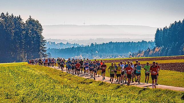 Die landschaftlich reizvolle Strecke macht den Schwarzwald-Marathon seit 57 Jahren zu einem ganz besonderen Laufevent. Bild: LSG