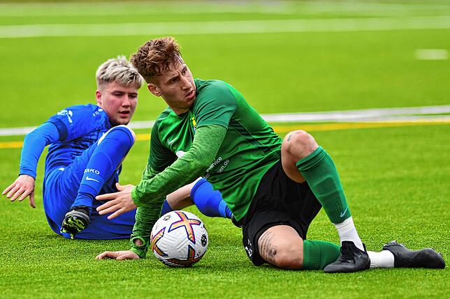Bild 1: SV Herten unterliegt knapp mit 3:4 beim TuS Efringen-Kirchen &ndash; und wir haben Bilder!