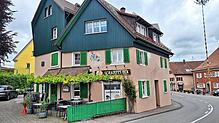 Das Scharfe Eck in Allensbach mit der darüber liegenden Wohnung: Ende Juni hören die aktuellen Pächter auf, für die Zeit danach sucht ...