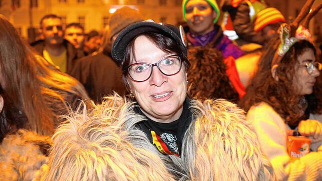 Bild 14: Auf dem Stephansplatz sprühen die Funken &ndash; hier endet die Konstanzer Fasnacht