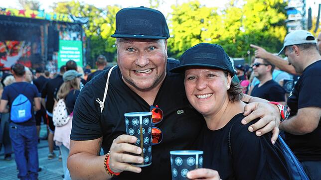 Bild 34: Die Toten Hosen rocken das Konstanzer Bodenseestadion. Hier sind die schönsten Bilder des Abends