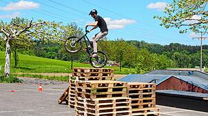 Bild : „Bike and Beats“ eröffnet den Bikepark Stockach