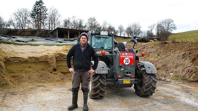 Landwirt Dominik Hirt aus Wangen führt einen Milchviehbetrieb mit 120 Kühen und hat bereits gute und schlechte Erfahrungen gesammelt zum ...