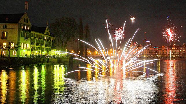 (Archivbild) So schön, aber in weiten Teilen der Altstadt an Silvester nicht erlaubt: Erneut verbietet die Stadtverwaltung das Böllern ...
