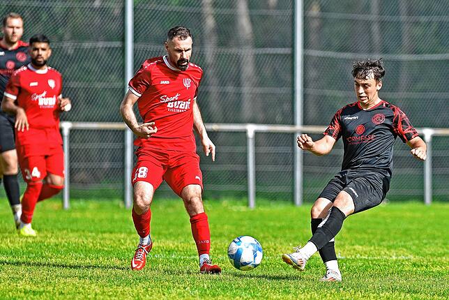 Bild 8: Elf Tore! Unsere Bildergalerie vom 6:5-Erfolg des VfB Villingen gegen den FC Löffingen