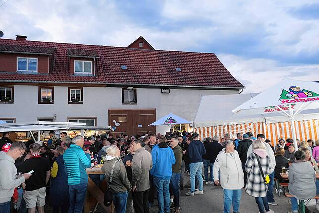 Bild 8: Birkendorfer Schopfschellenfest - Das sind die besten Bilder der Musiker