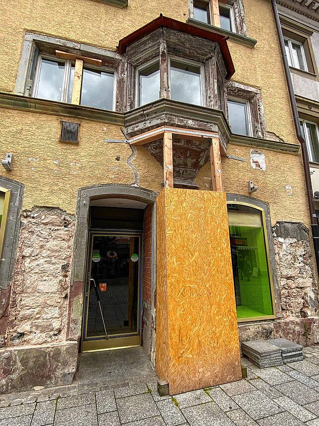 Der vegetarische Imbiss in dem baufälligen Haus an der Niederen Straße hat wieder geschlossen.