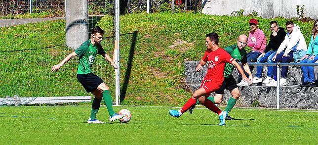 Bild 31: SV Herten setzt sich mit 3:1 beim FC Tiengen 08 durch &ndash; und wir haben Bilder!