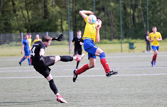 Bild 12: Die besten Bilder der Partie zwischen dem SV Allensbach und dem SV Bohlingen