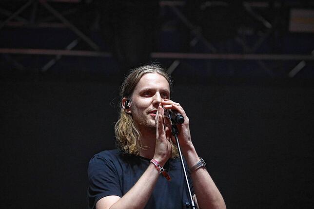 Bild 1: Southside 2023: Daði Freyr sorgt für Stimmung auf der White Stage