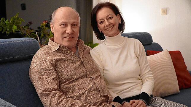 Stavros Tachtalis (59) und seine Frau Vicky Archonti (52) leben in Singen. Als Gastarbeiterkinder haben beide ihre Wurzeln in Griechenland.