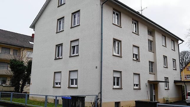 Um dieses Gebäude dreht es sich: Der Landkreis Konstanz plant das Haus anzumieten und dort eine Unterbringung für geflüchtete Menschen ...