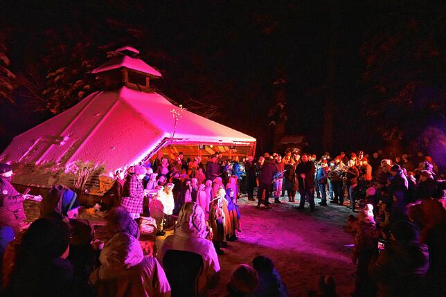 Bild 12: Waldweihnacht der Kolpingsfamilie