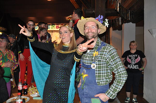 Bild 4: Bilder vom begeisterten Publikum beim Turnerball in Bad Dürrheim