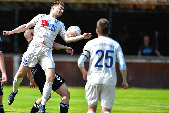 Bild 34: FC Erzingen verliert mit 2:4 bei Spitzenreiter VfR Hausen &ndash; und wir haben Bilder!