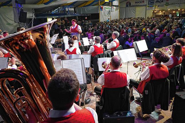 Bild 27: Wiechser Oktoberfest startet – exklusive Bilder!